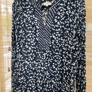 LOFT navy/white batik long sleeve top